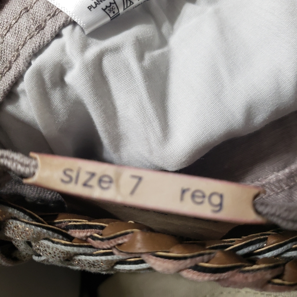 NWT Wallflower Sz 7 Shorty Shorts Stone Grey - Picture 10 of 11